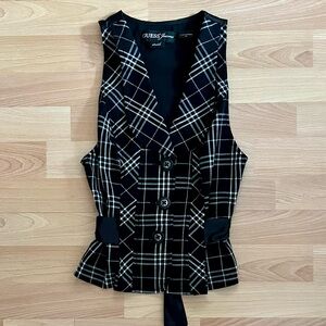 Guess Jeans Plaid Button Up Vest Top